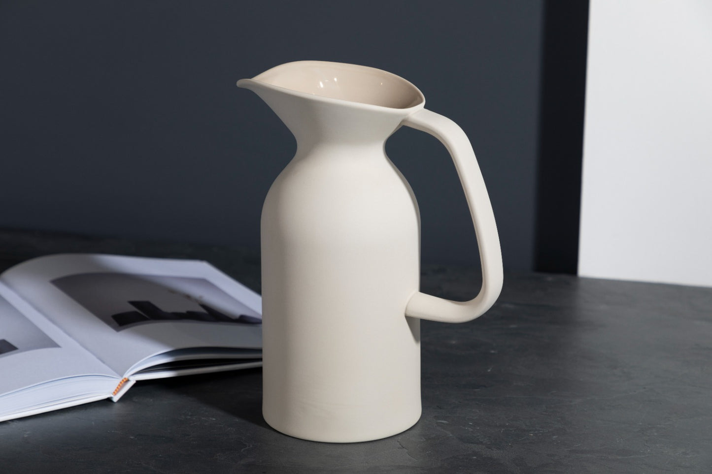 קנקן פורצלן ביג'